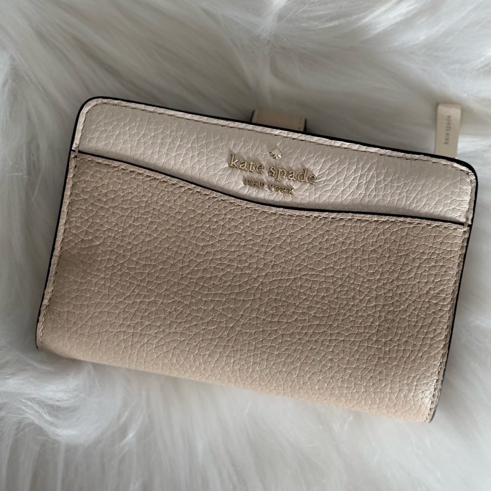 Kate spade bifold wallet
